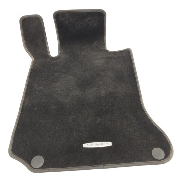 Tapete Dianteiro Esquerdo Mercedes C300 2011  Preto