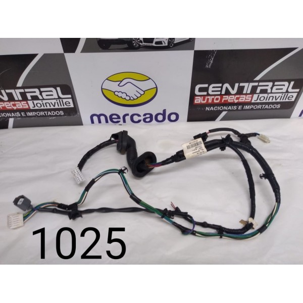 Chicote Porta Dianteira Direito Nissan Frontier 2013