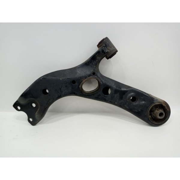 Bandeja Balança Dianteira Esquerda Toyota Rav4 2016