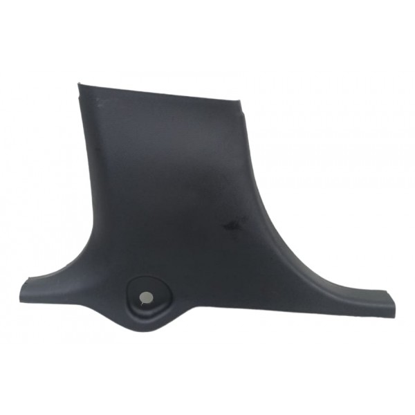 Acabamento Inferior Coluna Esquerda Cla 200 2015 Detalhes Preto