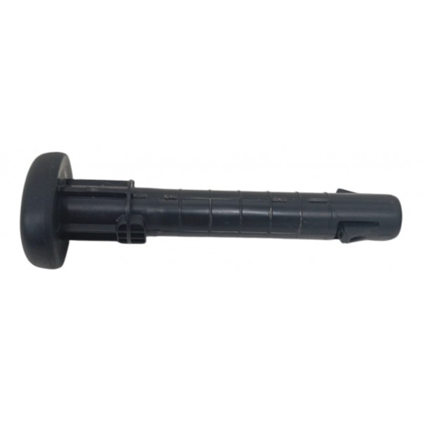 Trava Apoio Cabeça Traseiro Direito Nissan Kicks Sl 2018 Preto