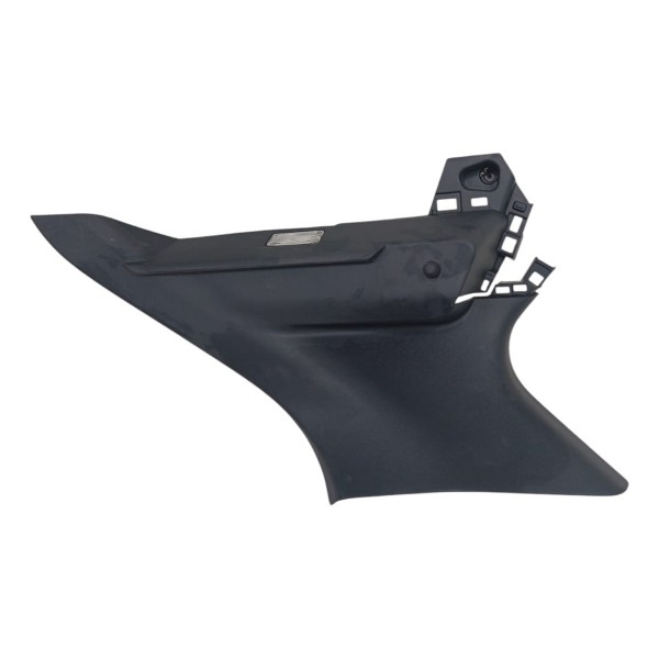 Suporte Direito Tampão Traseiro Nissan Kicks Sl 2018 Preto