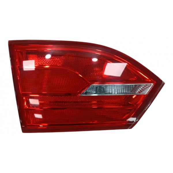 Lanterna Tampa Traseira Vw Jetta 2.0 Aspirado 2013 Esquerdo Esquerdo/motorista Vermelho