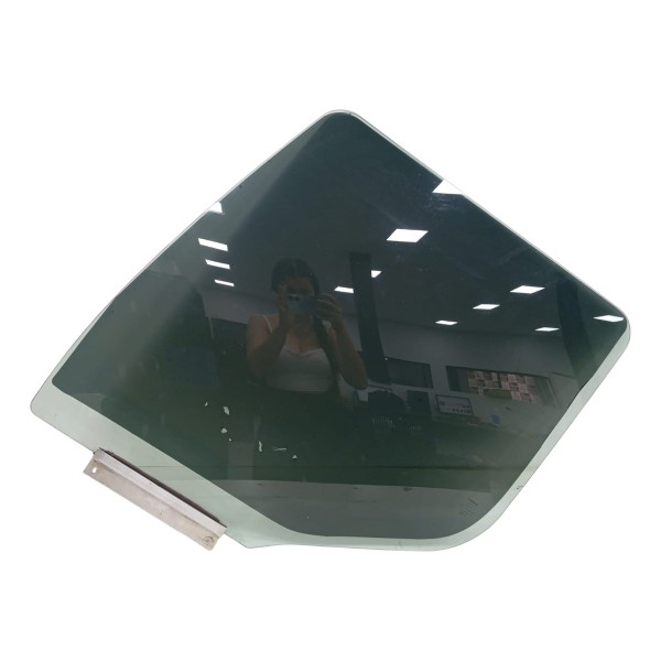 Vidro Porta Esquerda Volvo Vm 2008