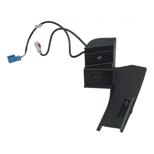Tomada Usb Console Central Mercedes C180 2012 Cx5315