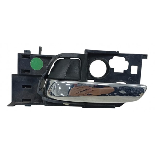 Maçaneta Interna Dianteiro Esquerdo Hrv 2015/17 Cx5326 Dianteira