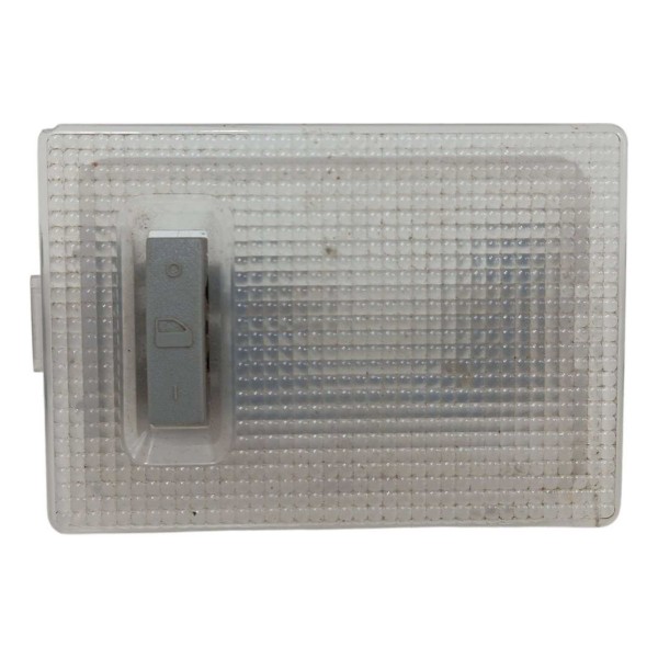 Luz Cortesia Teto Chevrolet Tracker 2014 Traseira 95063926