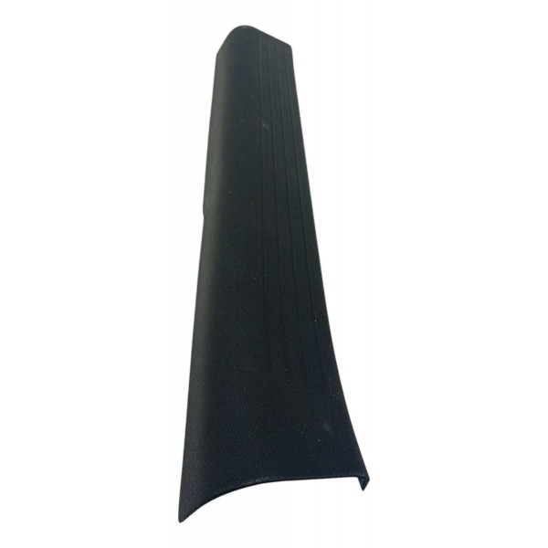 Soleira Porta Direita Nissan Versa 2021 Preto