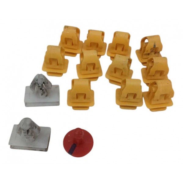 Conjunto Presilha Grampo Soleira Jeep Compass 2018 14 Peças