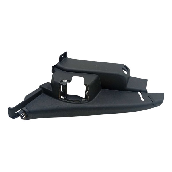 Acabamento Coluna Banco Traseiro Esq Nissan Kicks S Cvt 2018