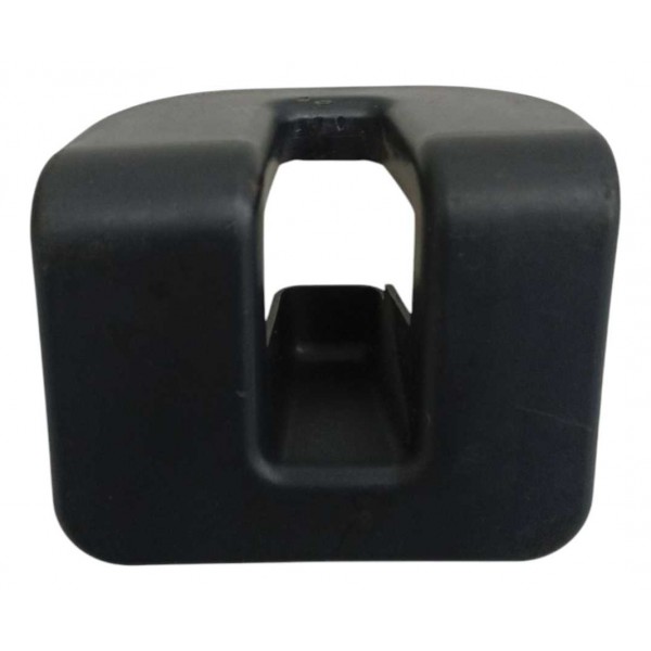 Moldura Fechadura Banco Traseiro Direito Kicks S Cvt 2018