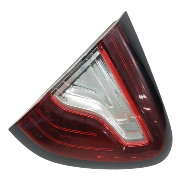 Lanterna Esquerda Tampa Trasei Renault Captur Life 16 A 2021 Esquerdo/motorista Vermelha