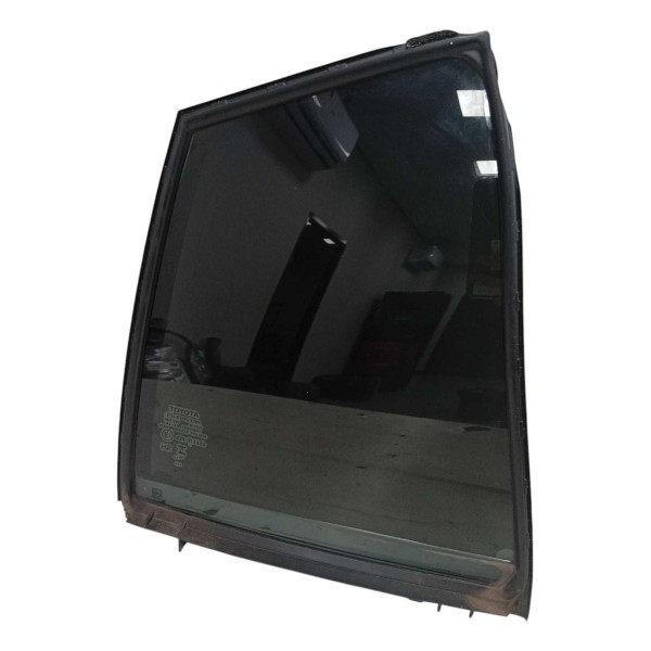 Vidro Fixo Traseiro Direito Toyota Yaris Xls15 2024