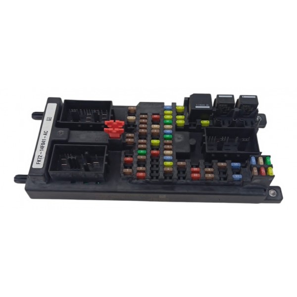 Caixa Fusíveis Land Rover Discovery Sport 2015/2018