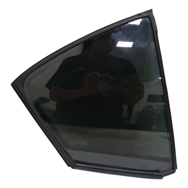 Vidro Fixo Traseiro Direito Honda City 2011