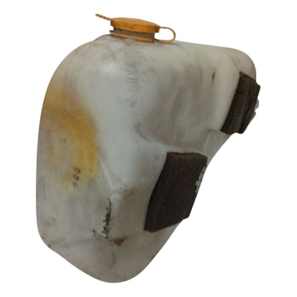 Reservatório Agua Parabrisa Fiat Fiorino 1985 A 2013 Detalhe