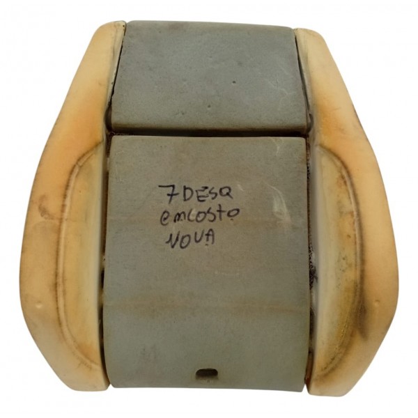 Espuma Encosto Vw Amarok Dianteiro Esquerdo 2011 A 2017 V3 Creme