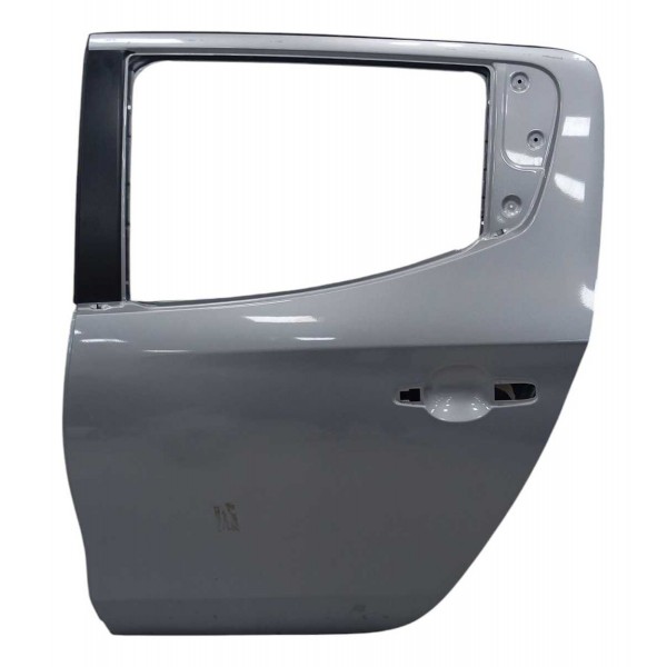 Porta Lata Traseira Esquerda Mitsubishi L200 2023 Prata Traseira Esquerda Prata