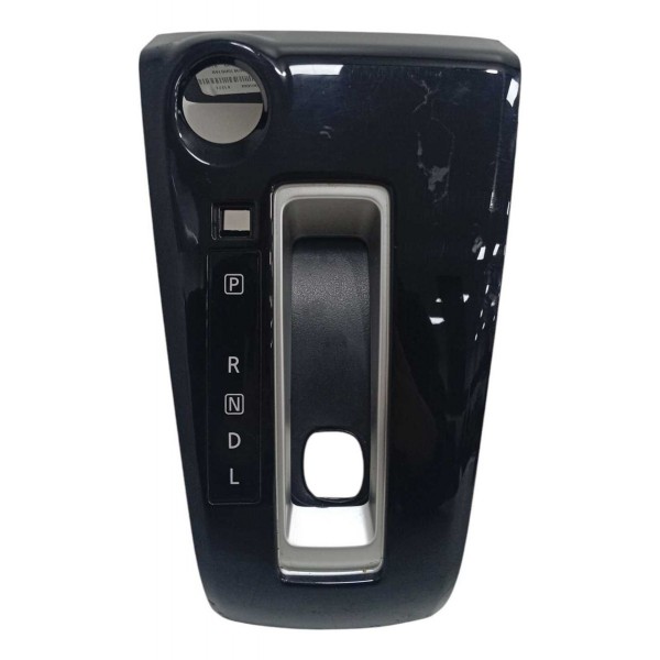 Moldura Trambulador Nissan Kicks 2022 Detalhe