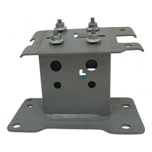 Suporte Dianteiro Direito Alma Nisssan Kicks 2022