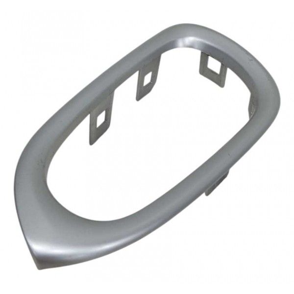 Moldura Maçaneta Traseira Esquerda Nissan Sentra 2015 Prateado Traseira