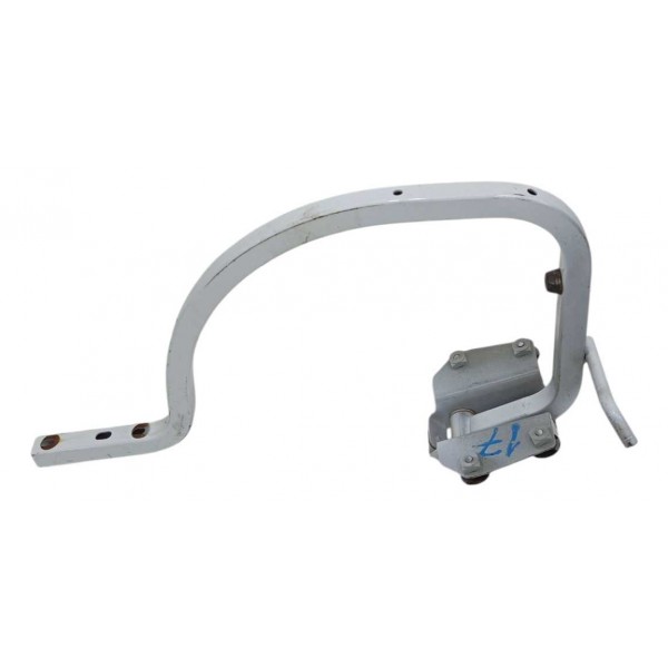 Dobradiça Tampa Traseira Esquerda Vw Jetta 2013/ 2016