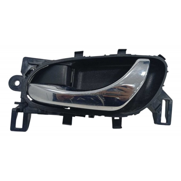 Maçaneta Interna Porta Dianteira Esquerda Nissan Sentra 2015 Prateado Dianteira