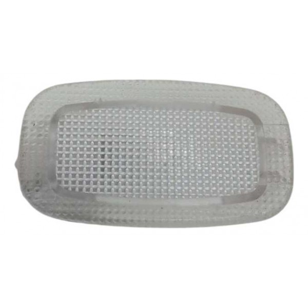 Luz Cortesia Mercedes Benz A200 2015