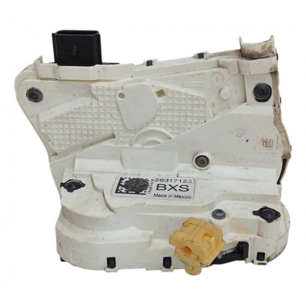 Fechadura Porta Traseira Direita Chevrolet Tracker 2021