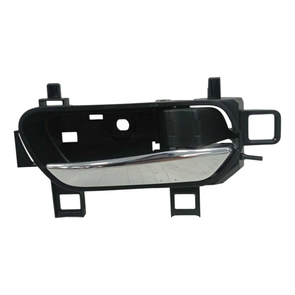 Maçaneta Interna Porta Dianteira Esquerda Nissan Kicks 2024 Prateado Dianteira