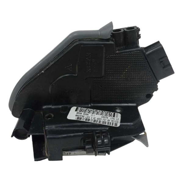 Fechadura Porta Dianteira Direita Nissan Sentra 2015