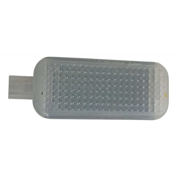 Luz Teto Cortesia Audi Q3 2015