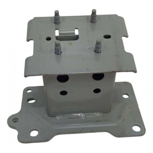 Suporte Direito Alma Dianteira Nissan Kicks 2021