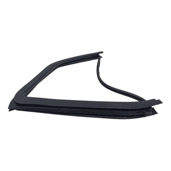 Guarnição Vigia Porta Traseira Esquerda Nissan Kicks 2017