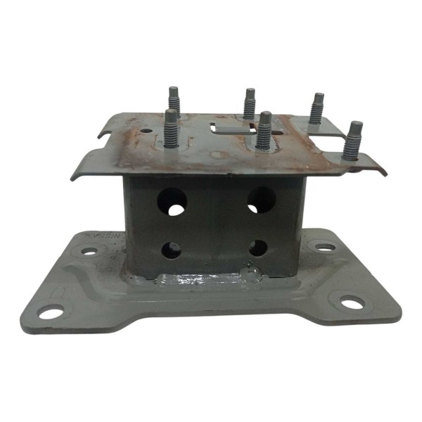 Suporte Direito Alma Dianteira Nissan Kicks 2019