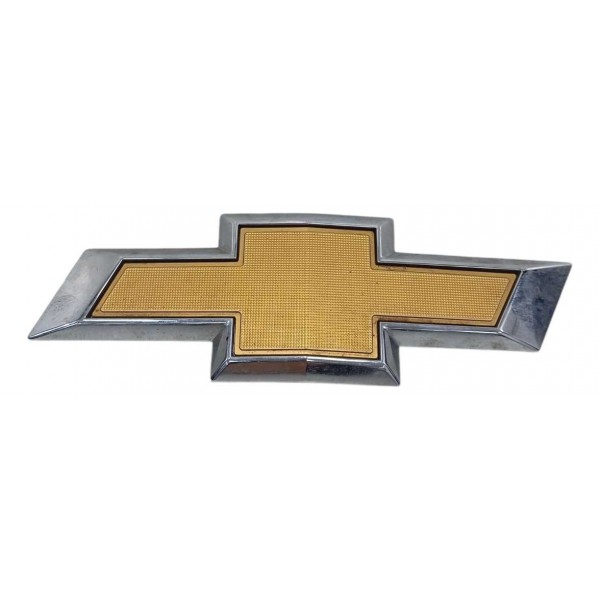 Emblema Frente Chevrolet Tracker 12t 2023 Prateado