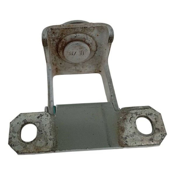 Dobradiça Direita Tampa Traseira Renault Duster 2021