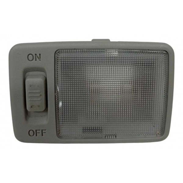 Luz Cortesia Traseira Toyota Corolla Xei 2.0 2017