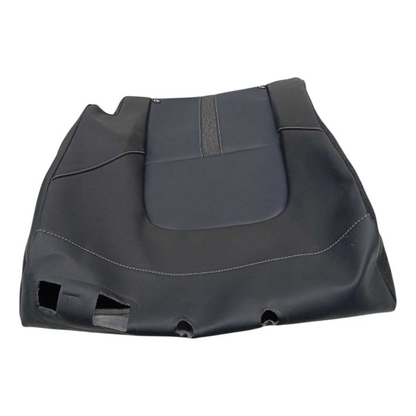 Capa Encosto Banco Traseiro Esquerdo Tracker 12t 2023 Preto