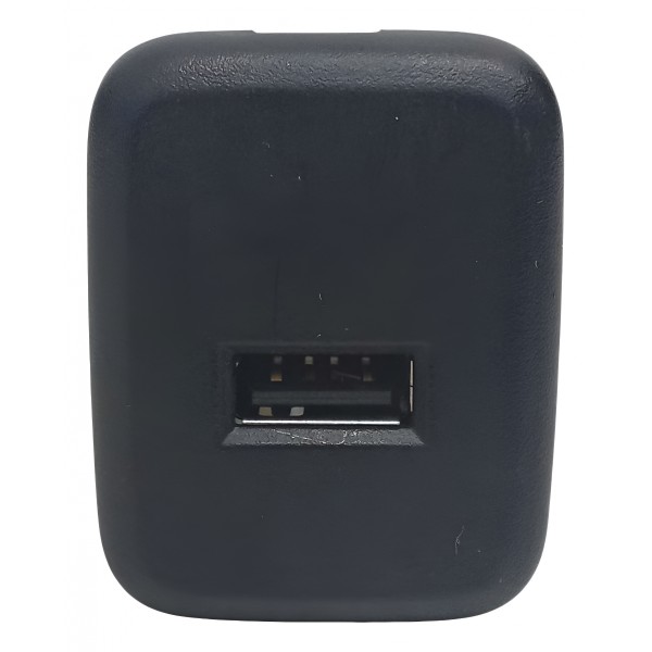 Tomada Usb Chevrolet Tracker 12t 2023 Preto