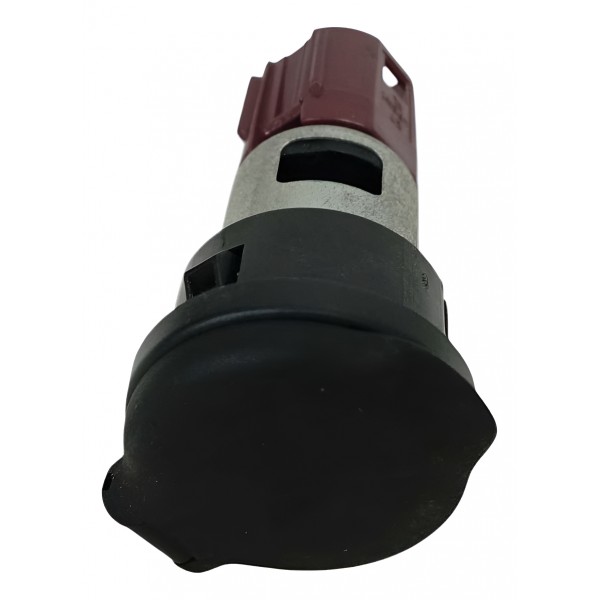 Tomada 12v Gm Tracker 2015