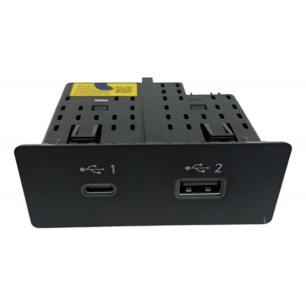 Tomada Usb Painel Nissan Kicks 2022 284h39he1a Preto