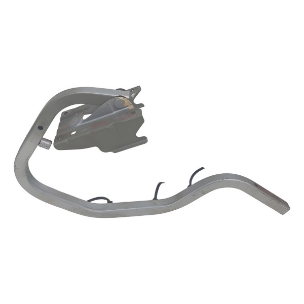 Dobradiça Direita Porta Malas Nissan Versa 2020