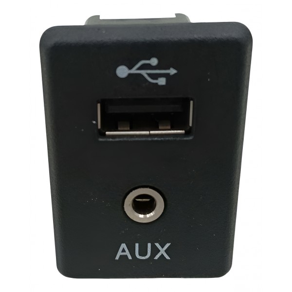 Entrada Usb Nissan Kicks 2017 Preto