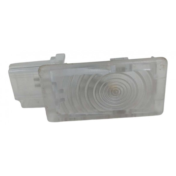 Luz Cortesia Porta Malas Esquerdo Chevrolet Tracker 2021