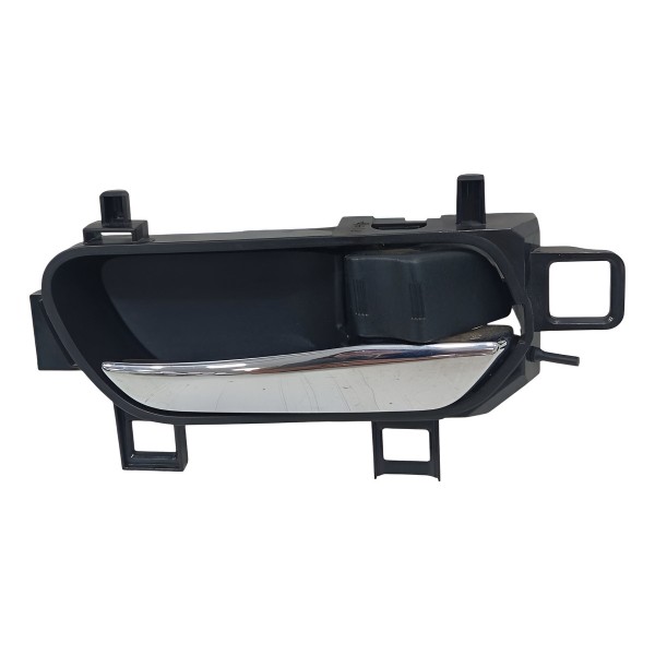 Maçaneta Porta Dianteira Direita Nissan Kicks 2018  Preto Dianteira