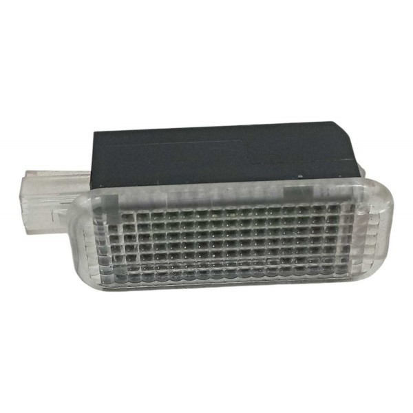 Luz Cortesia Banco Dianteiro Esquerdo Audi A4 2011