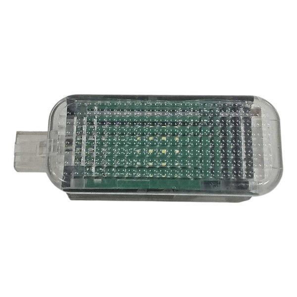 Luz Cortesia Banco Dianteiro Direita Audi Q3 2016