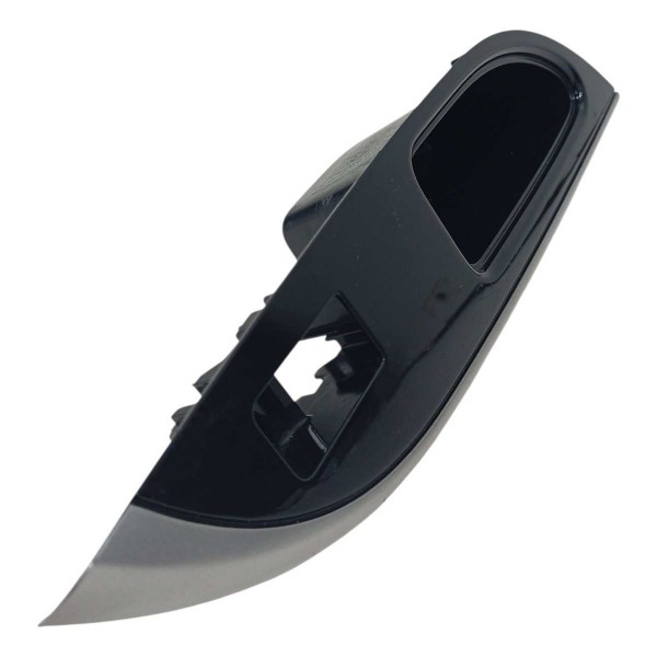 Moldura Botão Vidro Porta Traseira Direita L200 Triton 2023