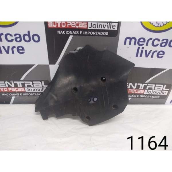 Protetor Bandeja Traseira Esquerda Bmw 320i Gt 2015 Detalhe